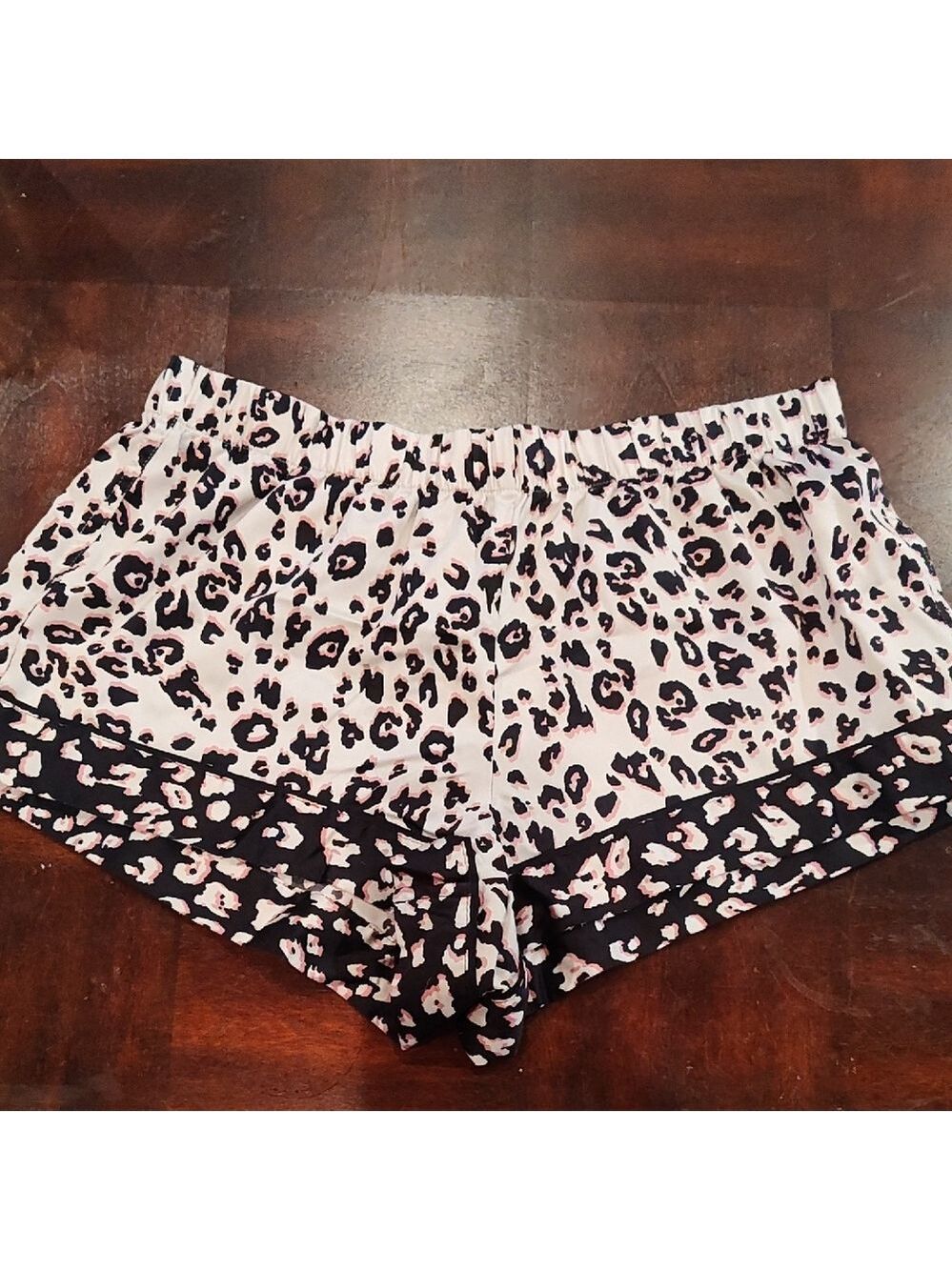 Victoria's Secret Pink and Black Leopard Print Sleep Shorts G